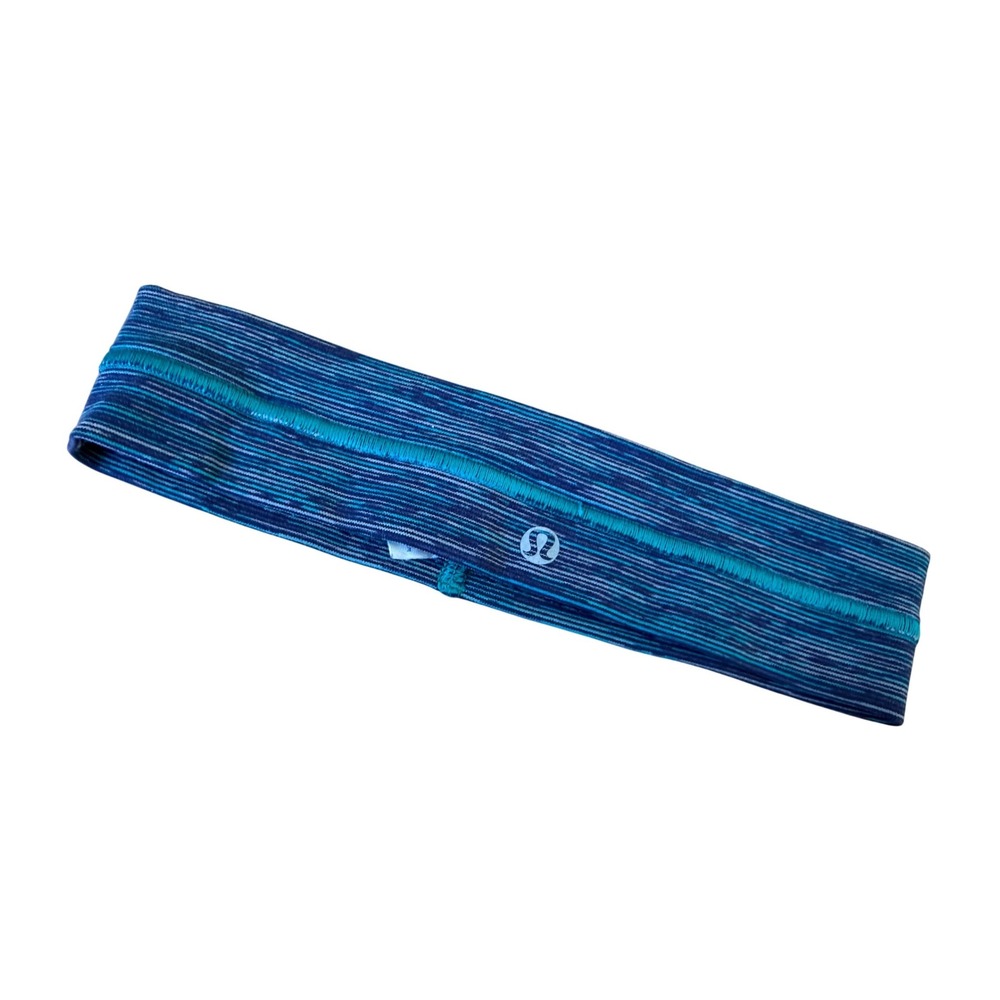 Lululemon blue patterned athletic headband